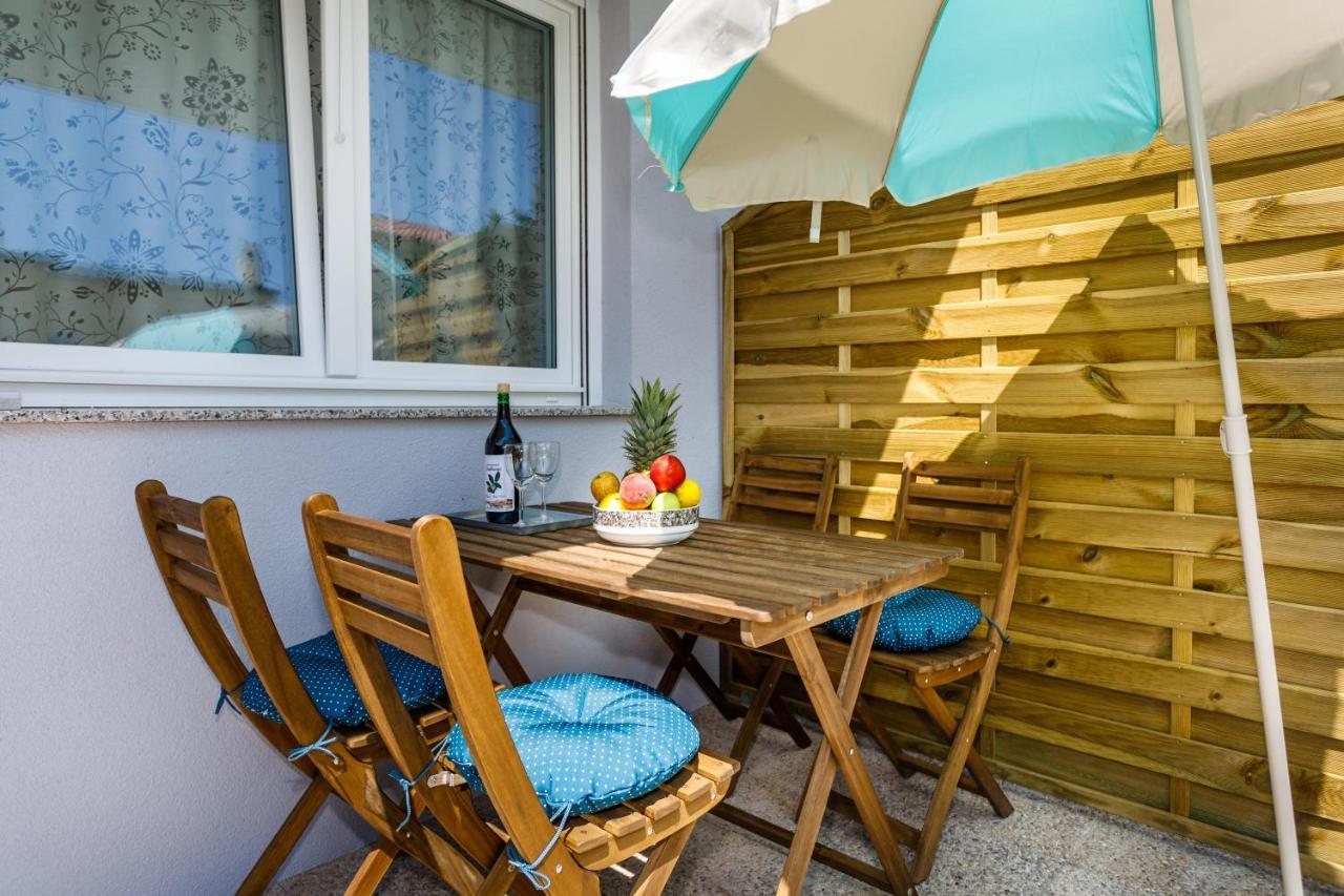 Golden Island Apartments คิร์ก ภายนอก รูปภาพ