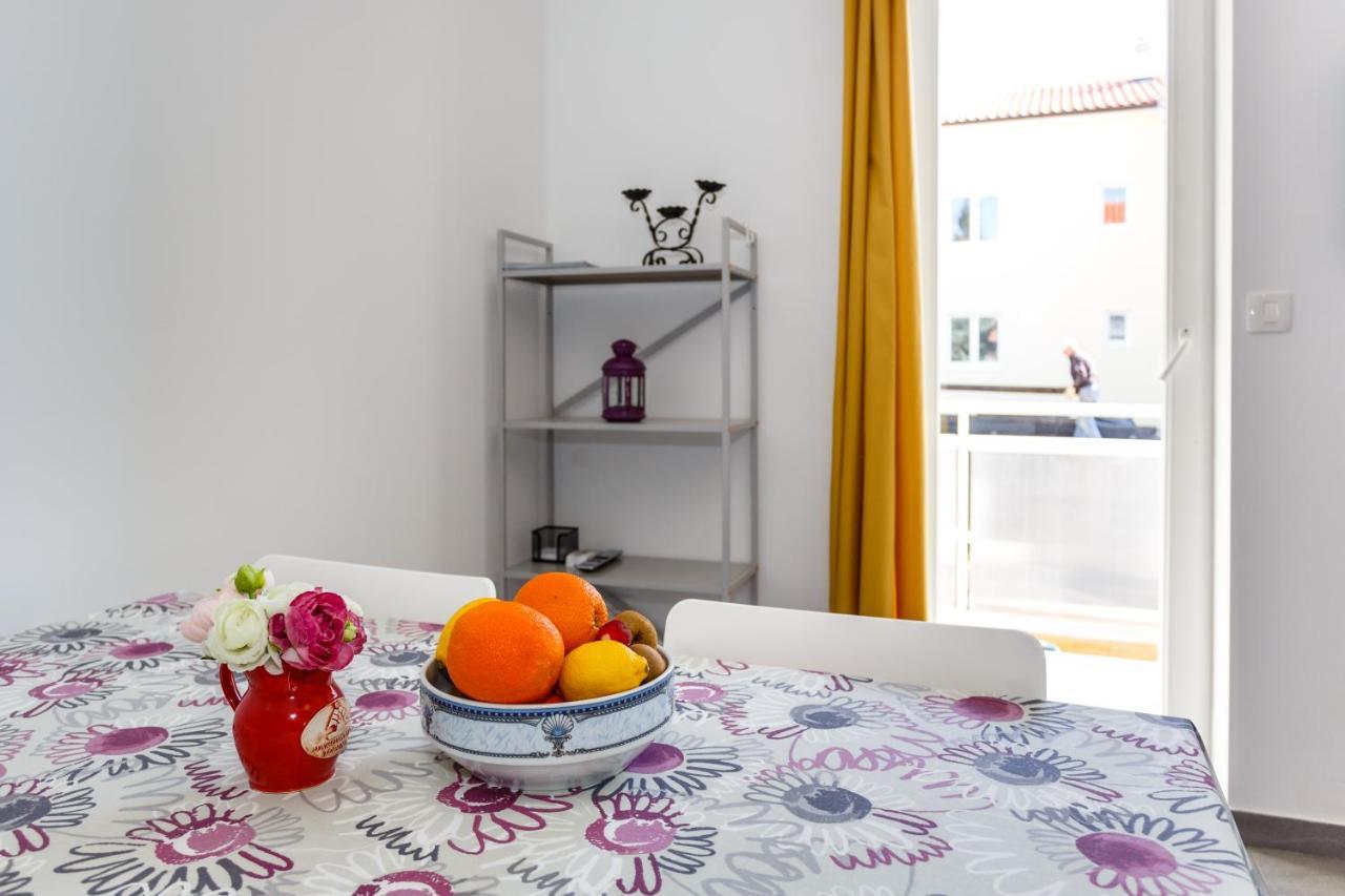 Golden Island Apartments คิร์ก ภายนอก รูปภาพ