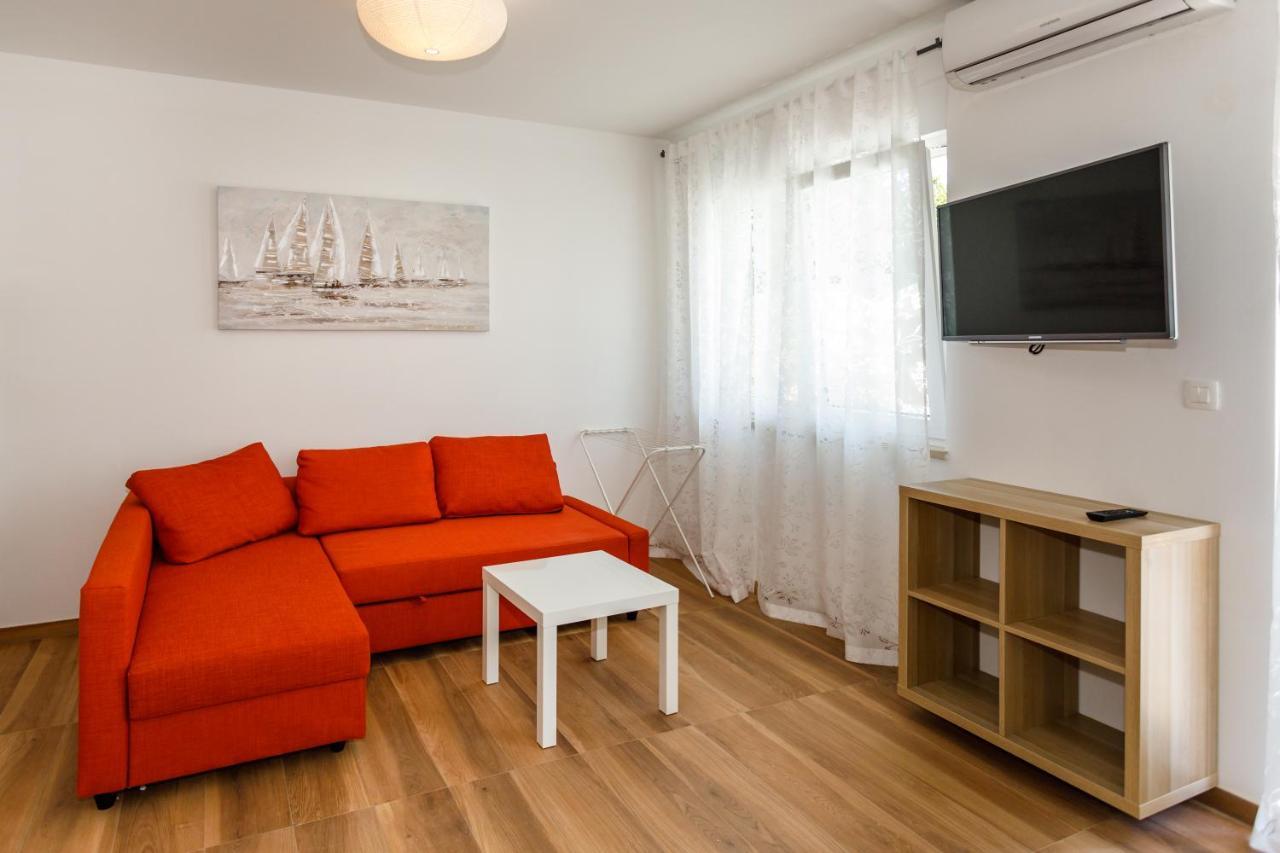 Golden Island Apartments คิร์ก ภายนอก รูปภาพ