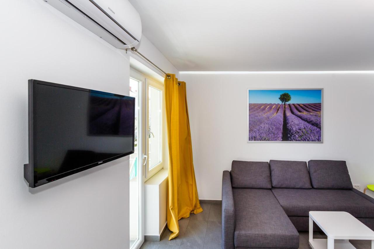 Golden Island Apartments คิร์ก ภายนอก รูปภาพ